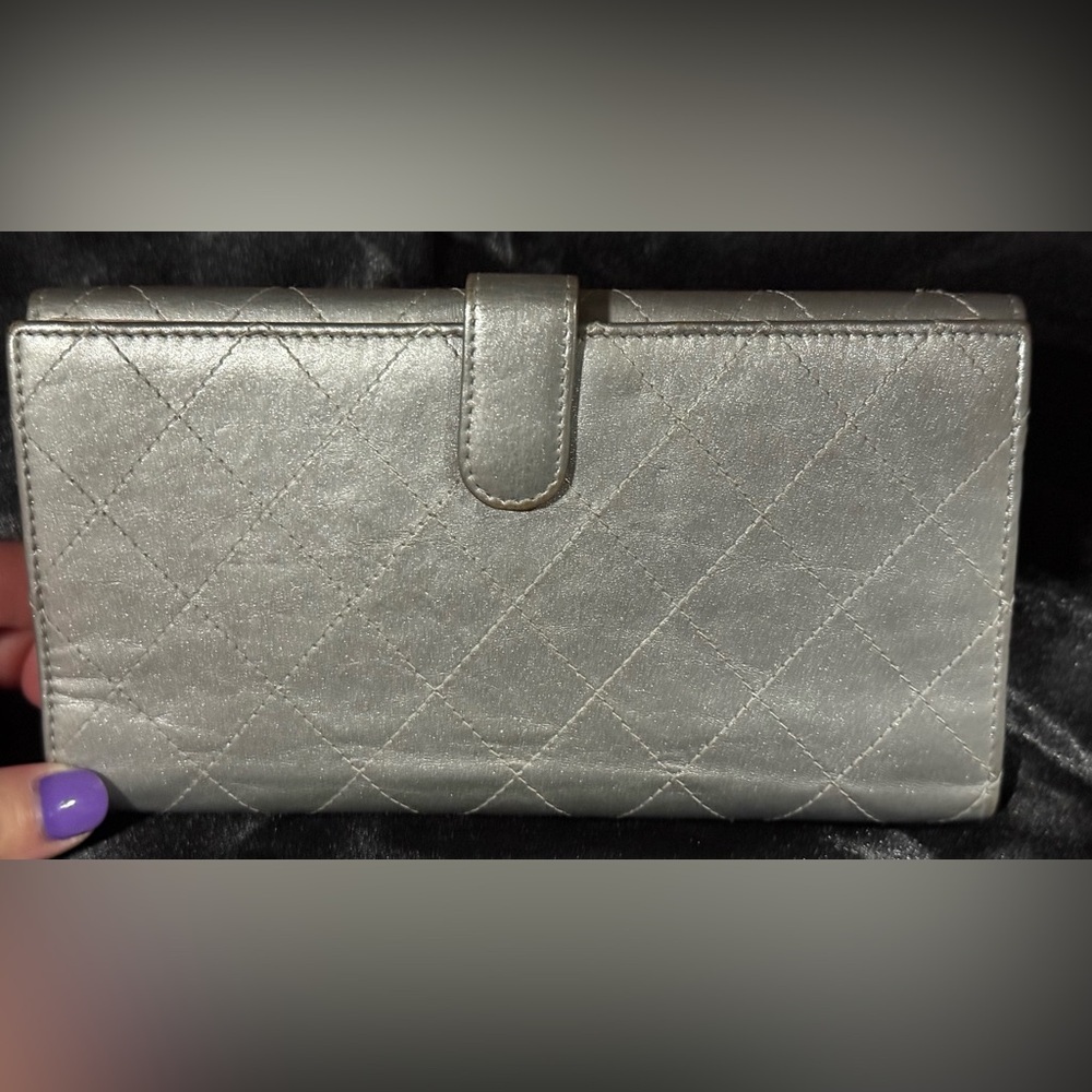 Chanel long wallet from 2011 Palette Collection - Picture 2 of 15